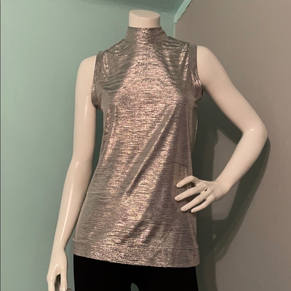 Chelsea & Theodore Metallic Mock Neck Sleeveless Top S